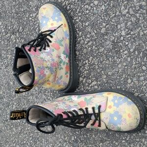Dr Martens Floral Pattern Combat Boots Size 5
